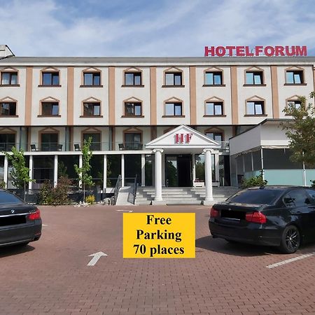 Hotel Forum Ploieşti Exterior foto